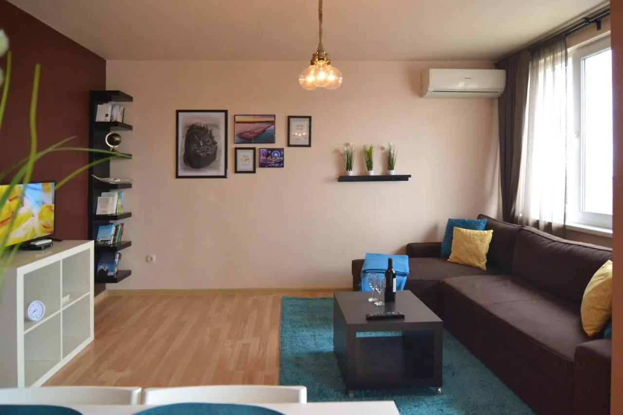 Apartment Lunapart Varna